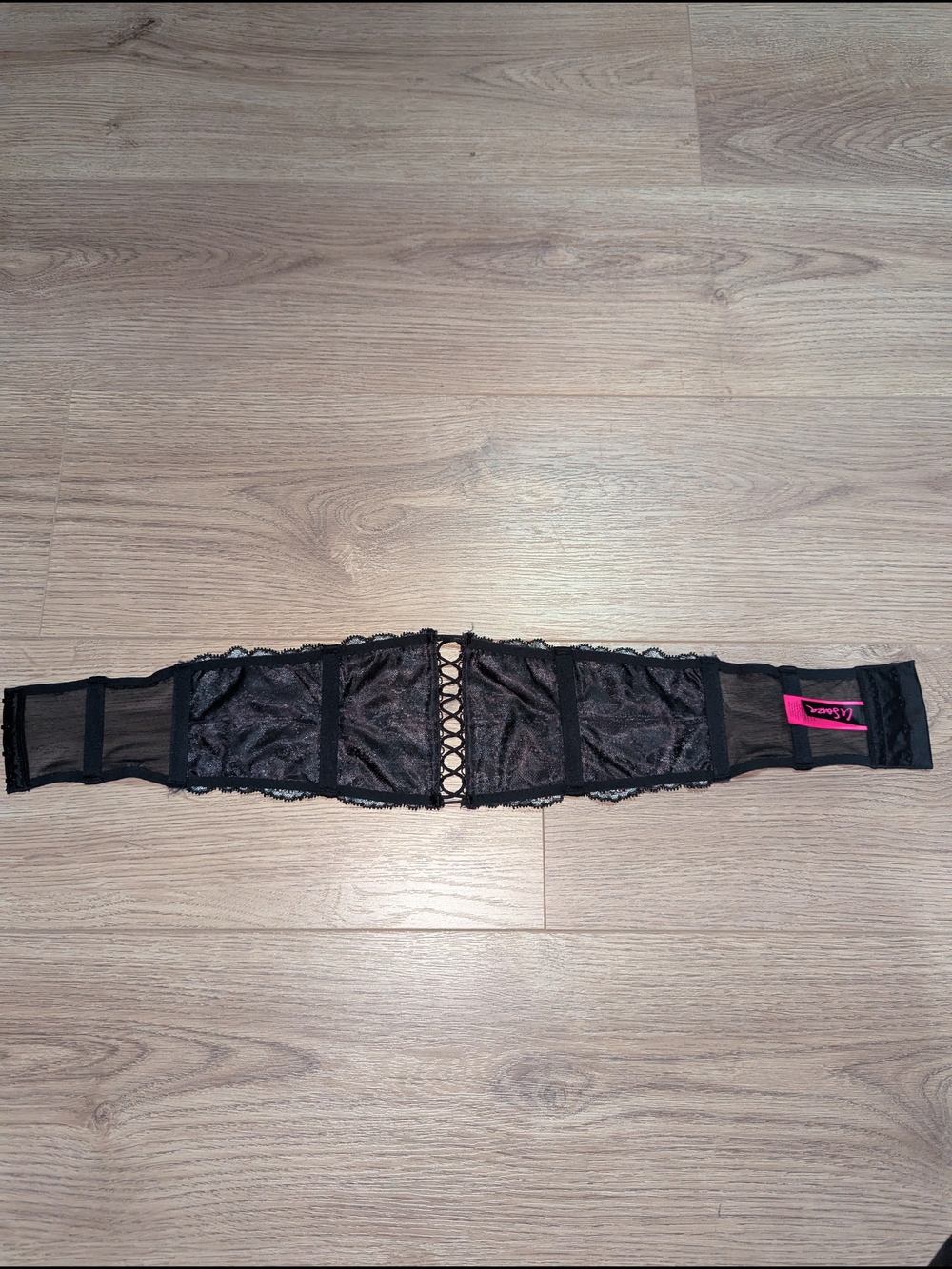 La SENZA Black Lace Waist Cincher Belt with Pink Brand Tag